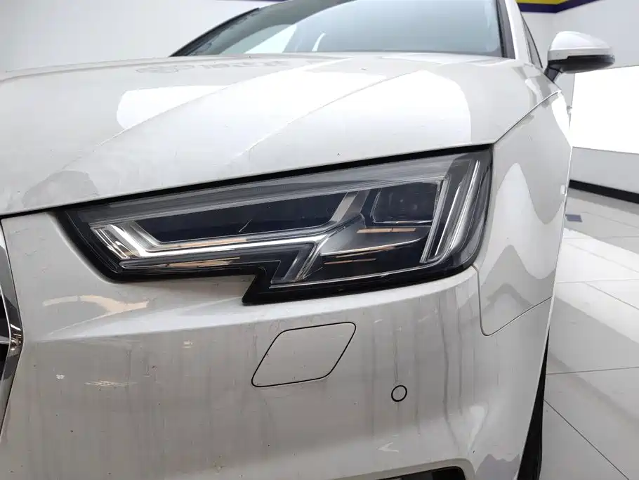 Audi A4L — миниатюра 5
