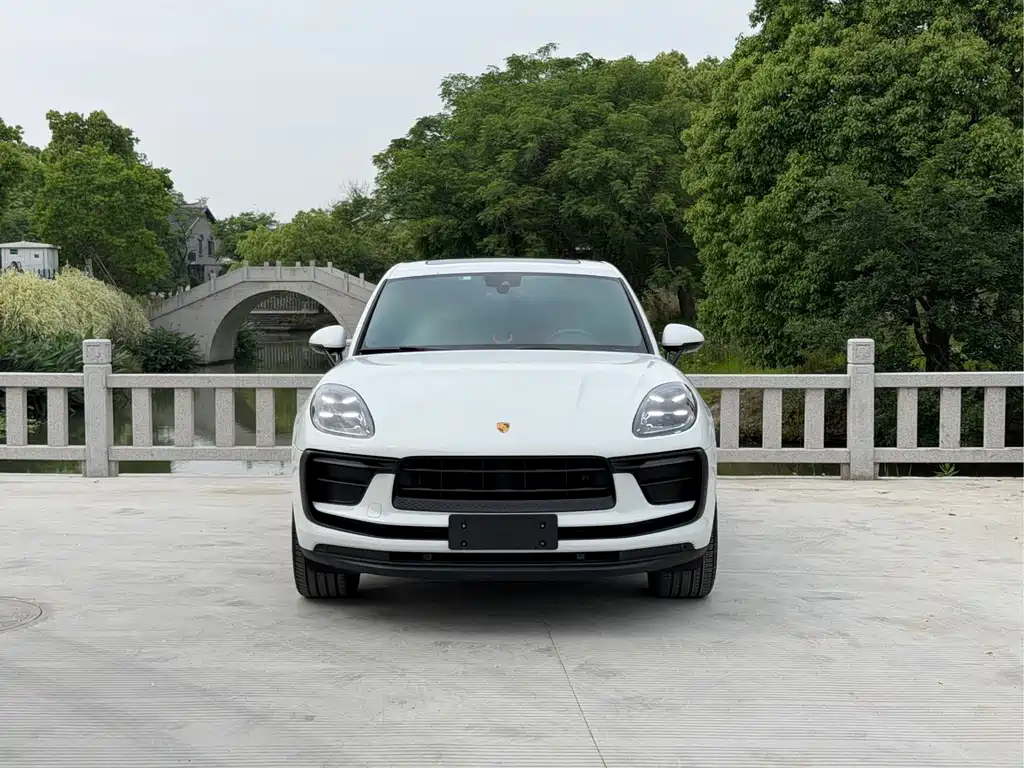 Porsche Macan — миниатюра 2