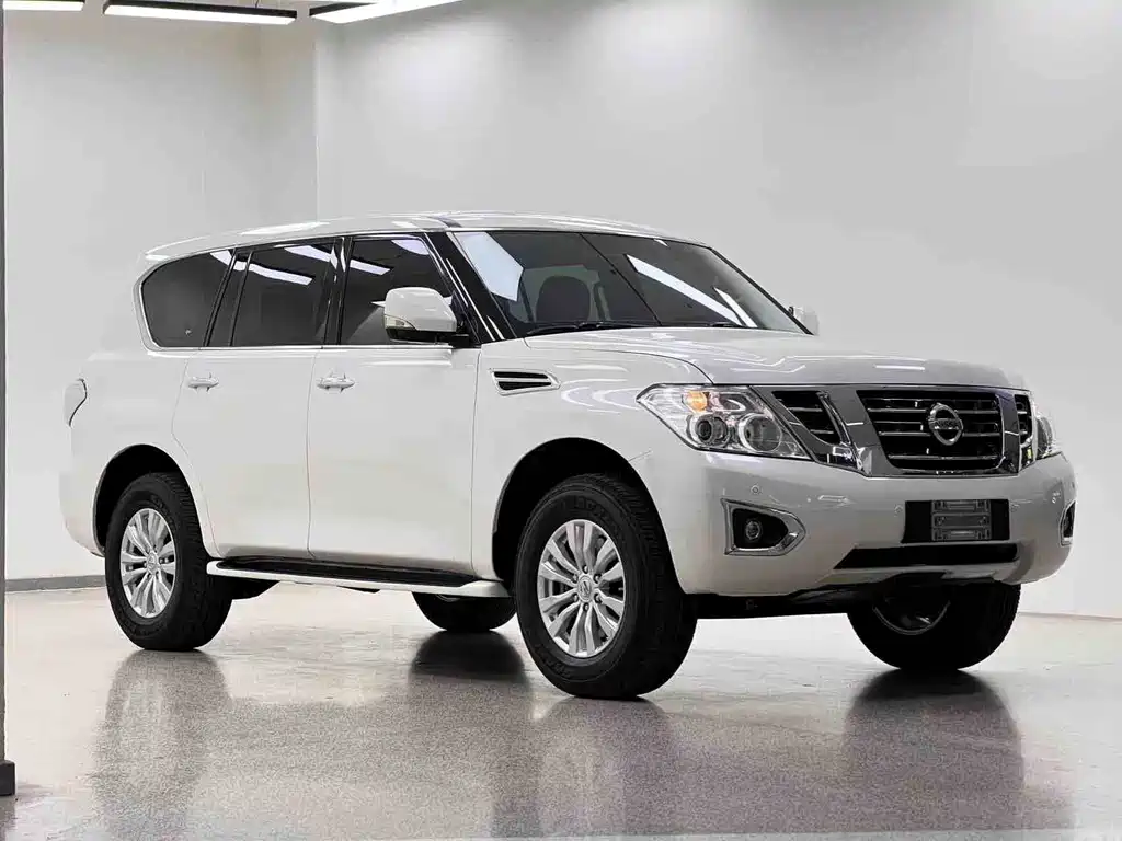 Nissan Patrol — миниатюра 3