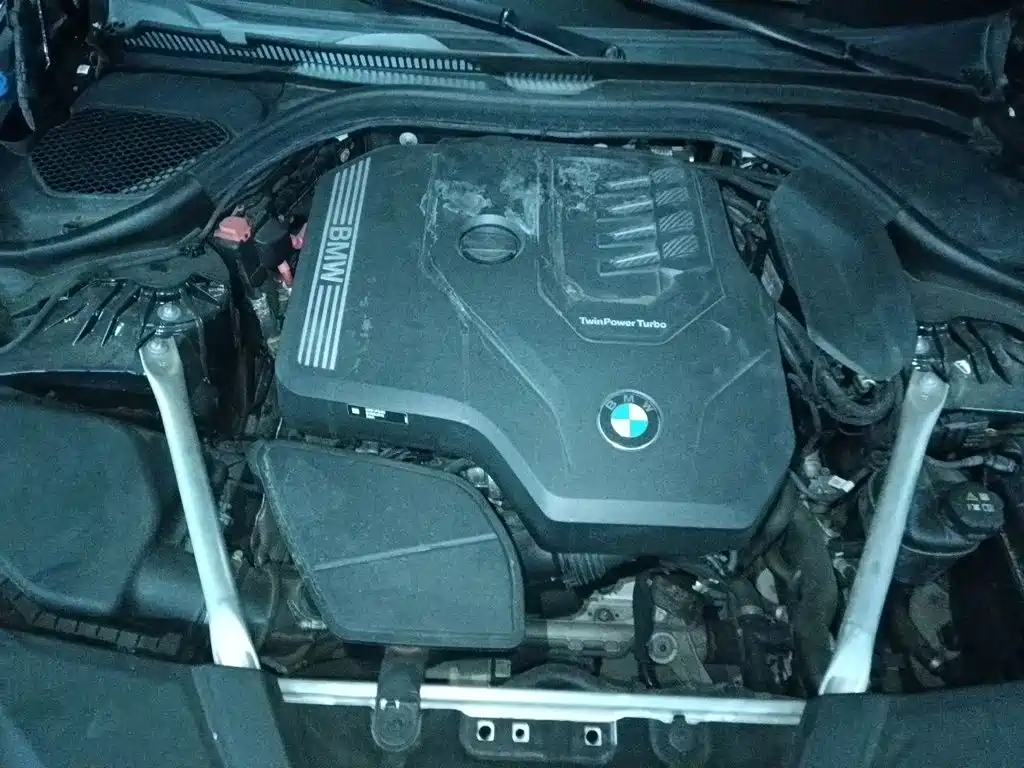 BMW 5 Series — миниатюра 21