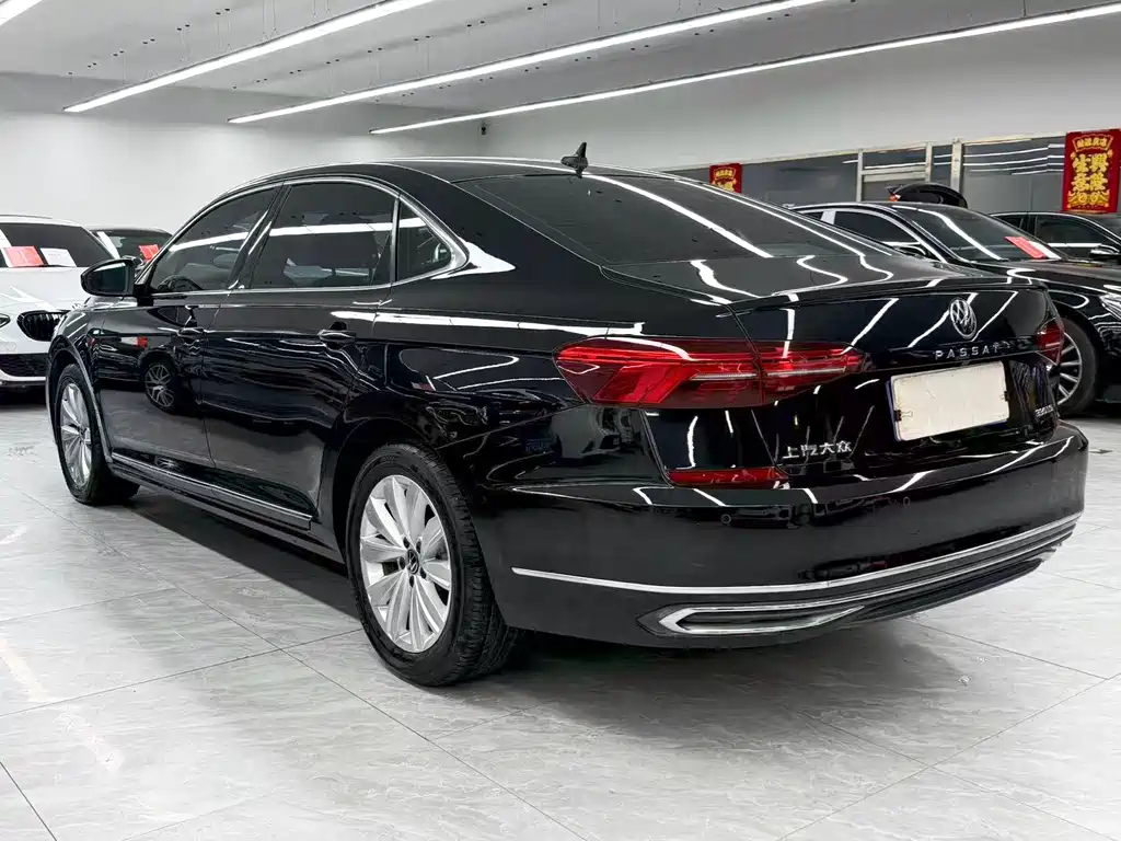 Volkswagen Passat — миниатюра 4
