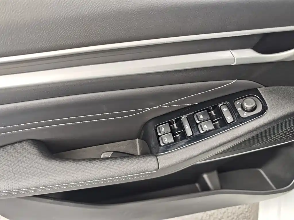 GEELY AUTOMOBILE EMGRAND