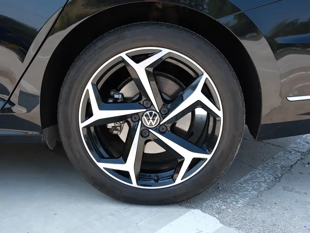 Volkswagen Passat — миниатюра 15