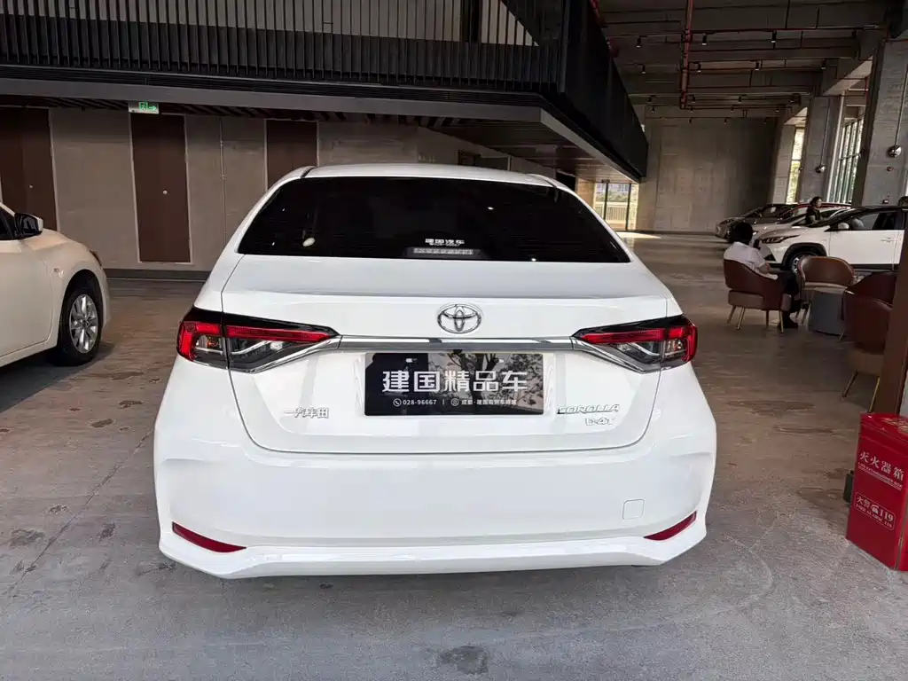 Toyota Corolla — миниатюра 12