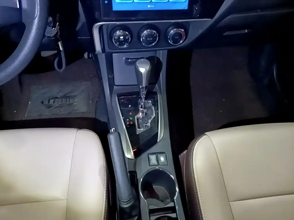 Toyota Corolla — миниатюра 14