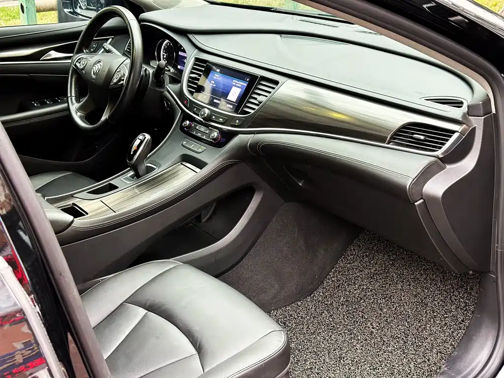 Buick LaCrosse — миниатюра 14