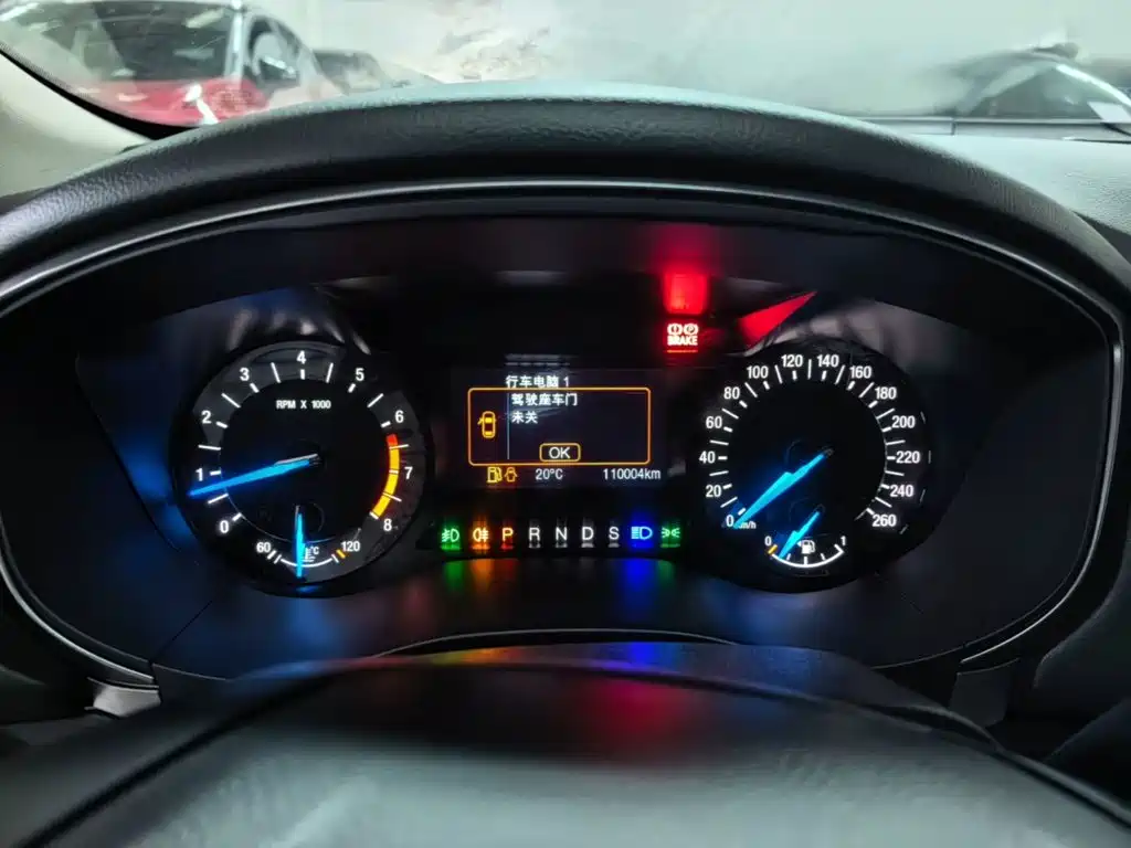 Ford Mondeo — миниатюра 12
