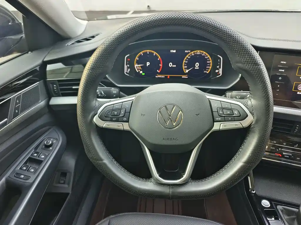 Volkswagen Passat 2026 330TSI Elite