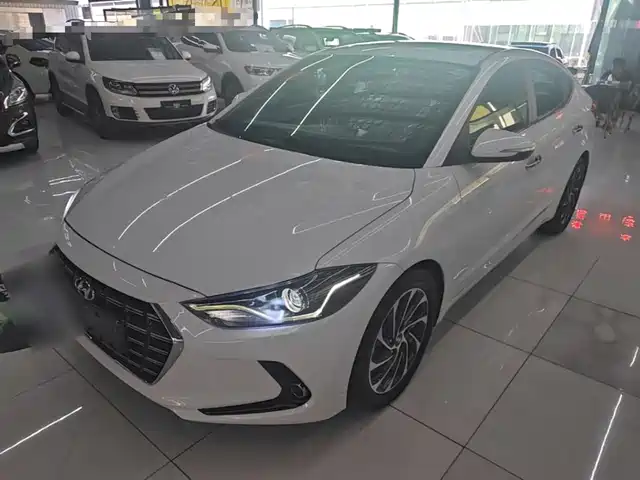 Hyundai Elantra Langdong