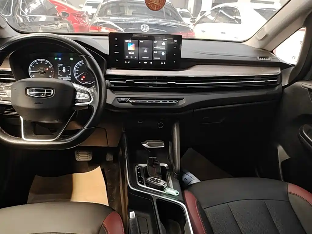 Geely Vision X3 — миниатюра 14
