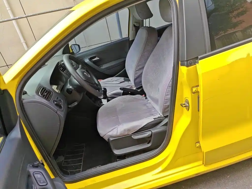 Volkswagen Polo — миниатюра 8