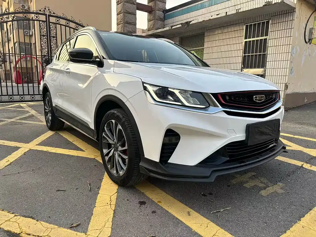 Geely Binyue — миниатюра 3