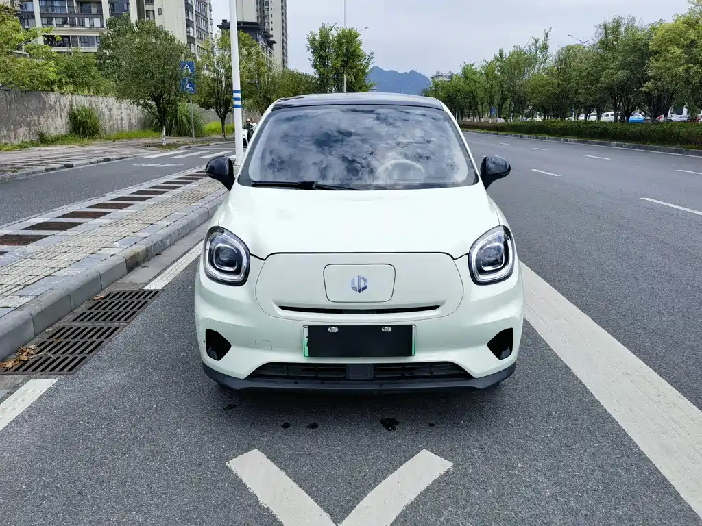 Leapmotor Leapmotor T03 — миниатюра 2