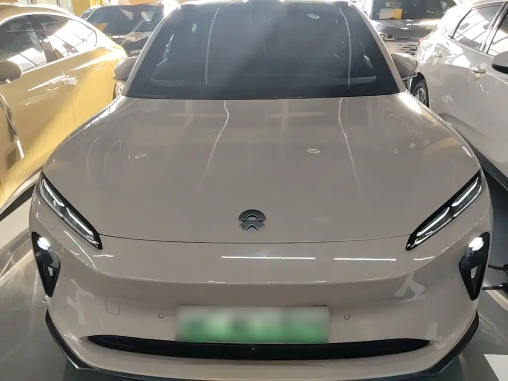 NIO ET5 — миниатюра 3