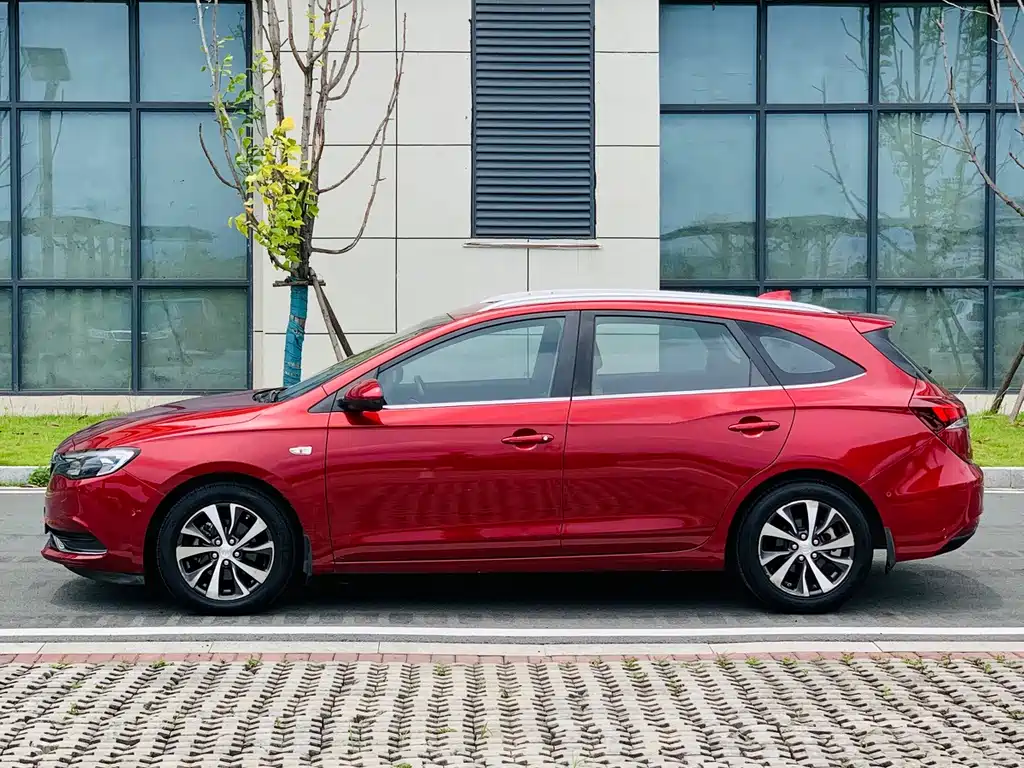 Buick Excelle — миниатюра 4