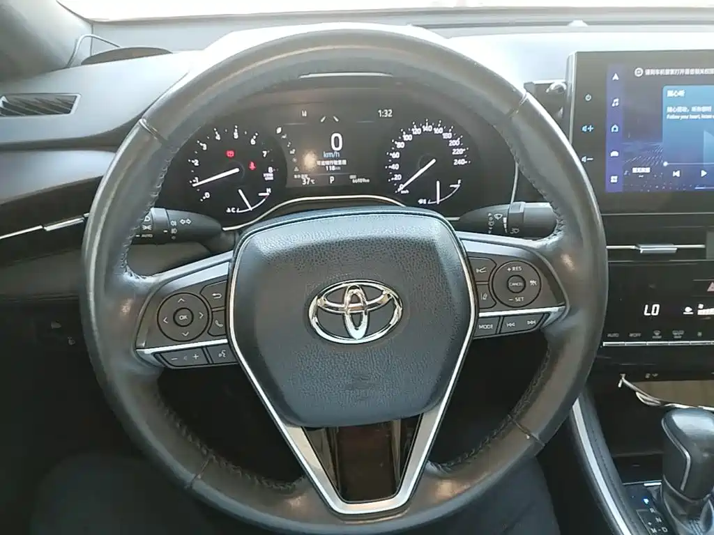 Toyota Avalon — миниатюра 11
