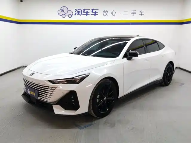 CHANGAN  UNI V 2023