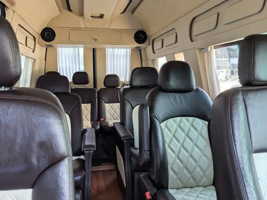 MAXUS V80 — миниатюра 18