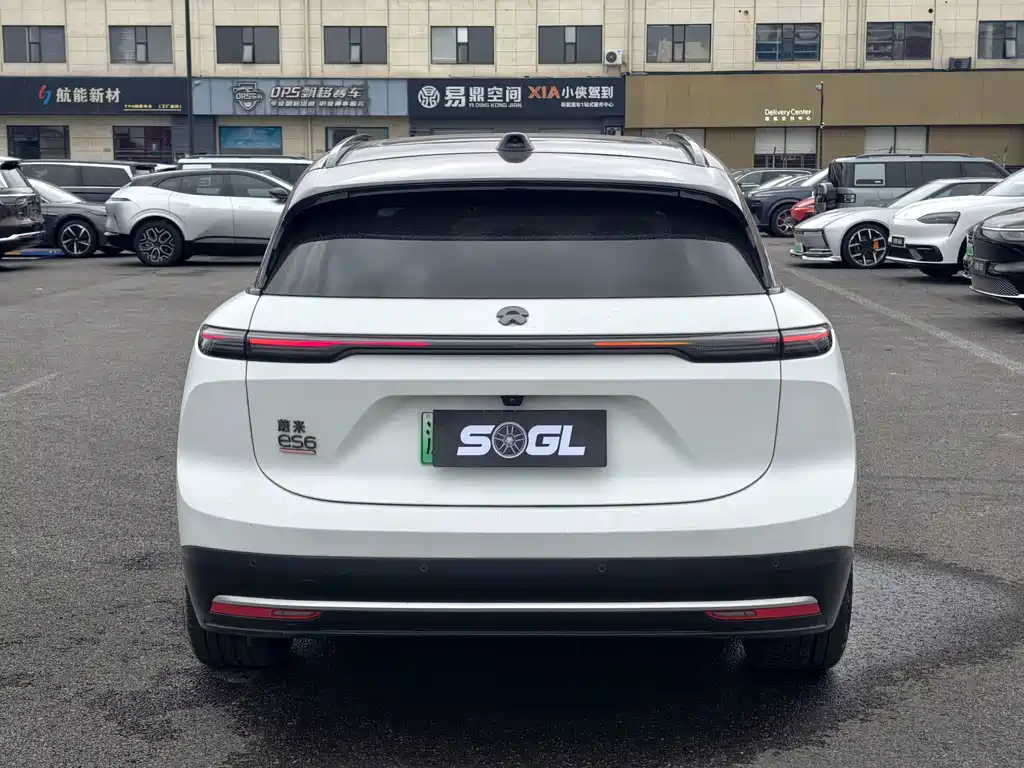 NIO ES6 — миниатюра 18