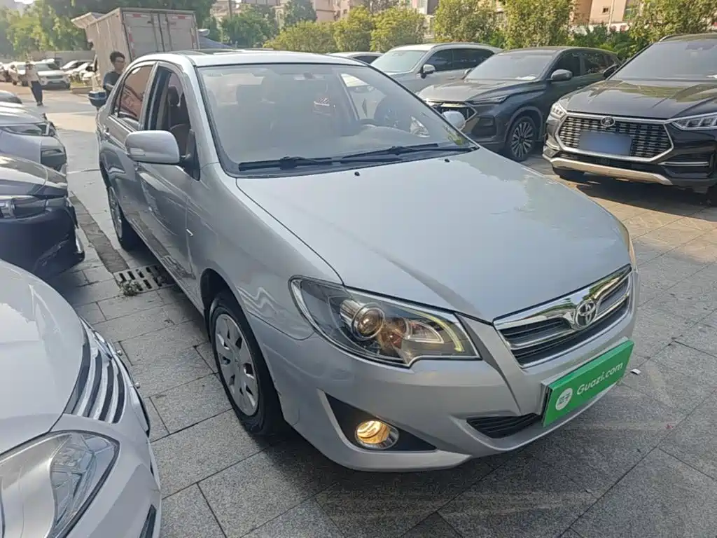 Toyota Corolla — миниатюра 4