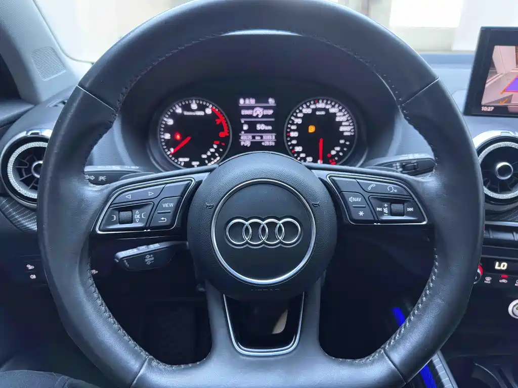 Audi Q2L — миниатюра 12