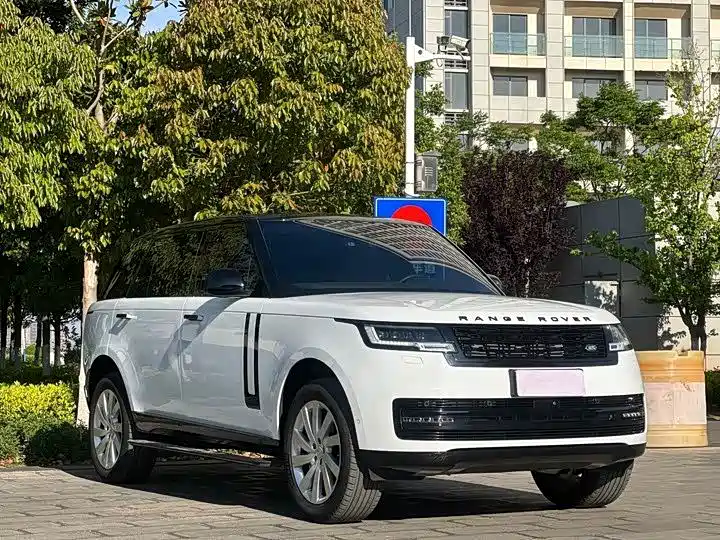 Land Rover Range Rover — миниатюра 3