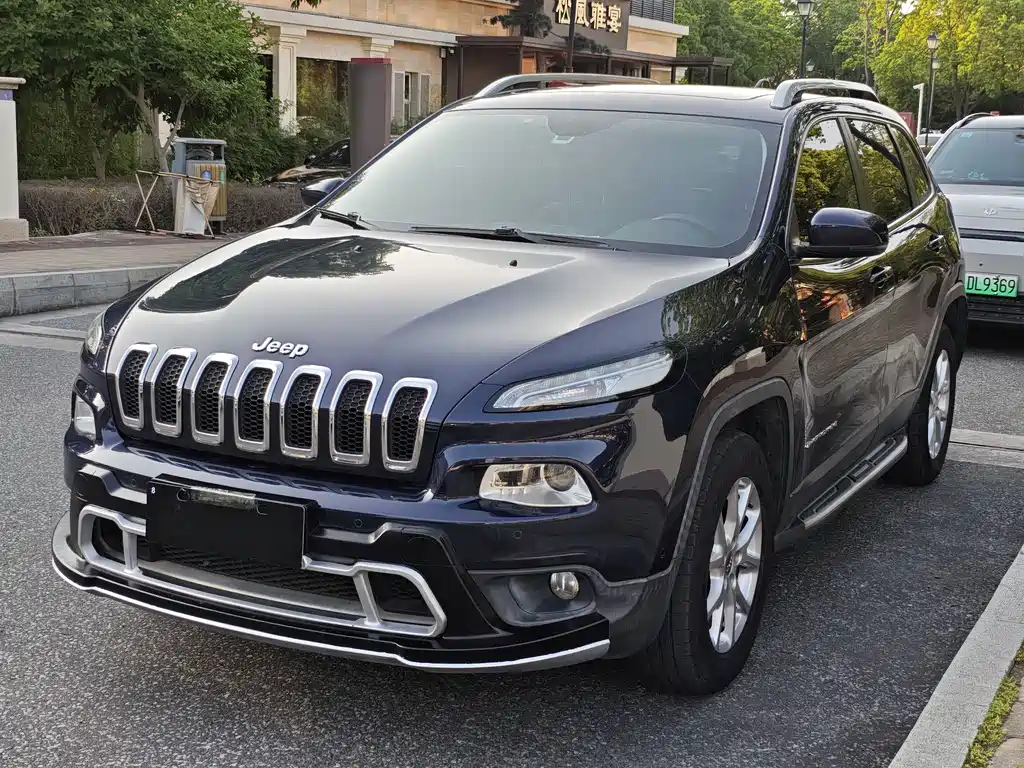 Jeep Cherokee 2016