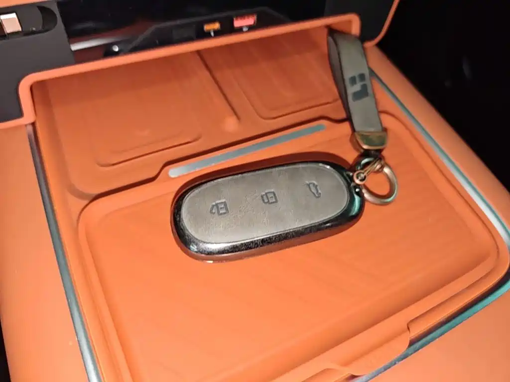 Li Auto Li L6 — миниатюра 9