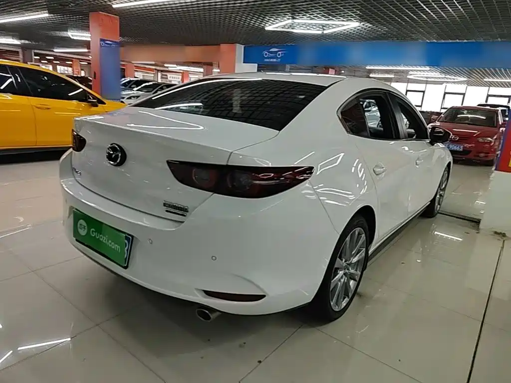 Mazda 3 Axela — миниатюра 7