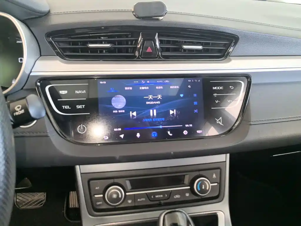 Geely Emgrand — миниатюра 13