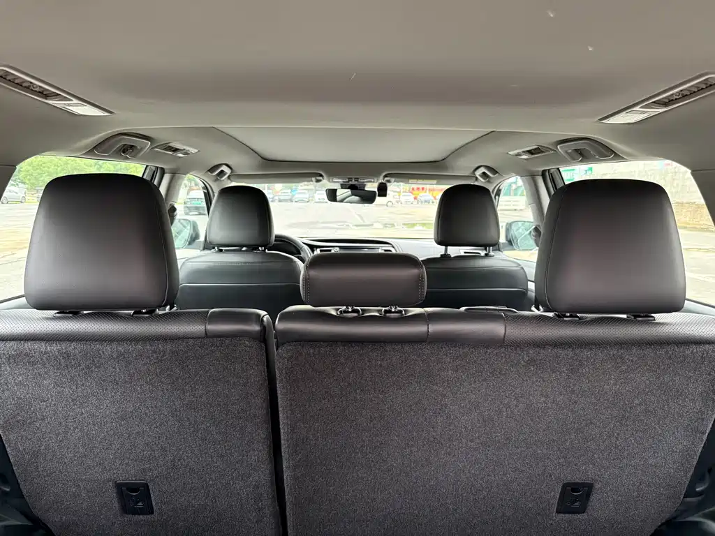 Toyota Highlander — миниатюра 12
