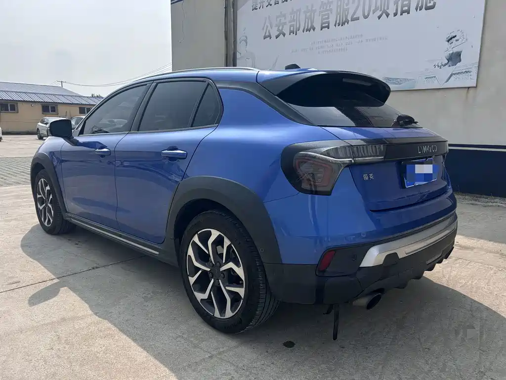 Lynk & Co 02 — миниатюра 5