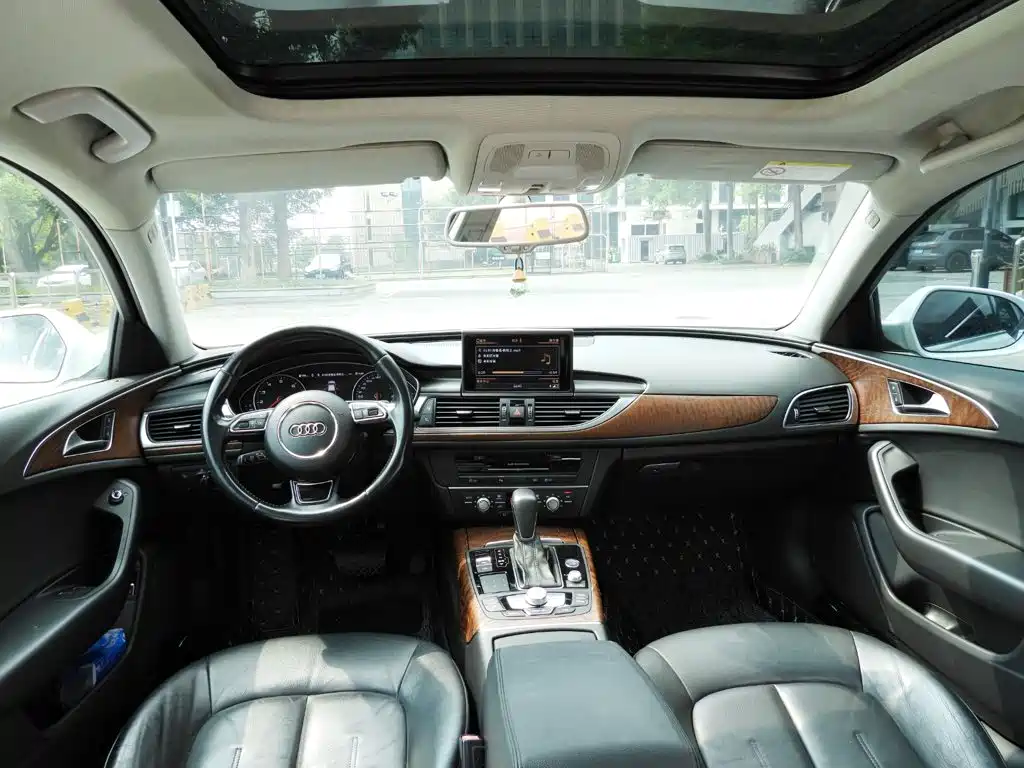Audi A6L — миниатюра 12