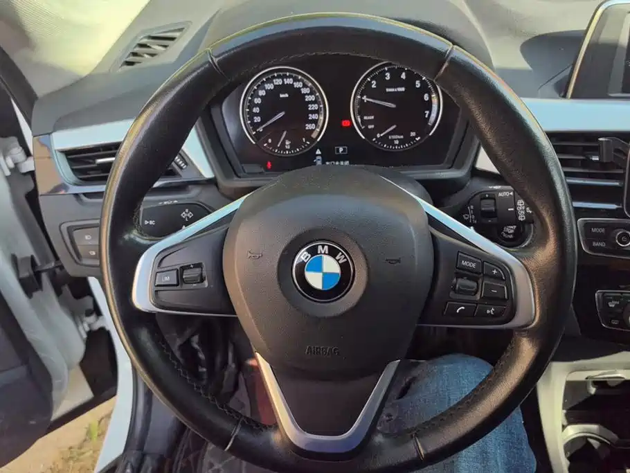 BMW X1 — миниатюра 15