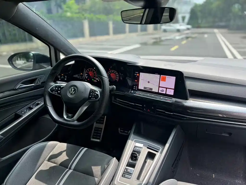 Volkswagen Golf — миниатюра 5