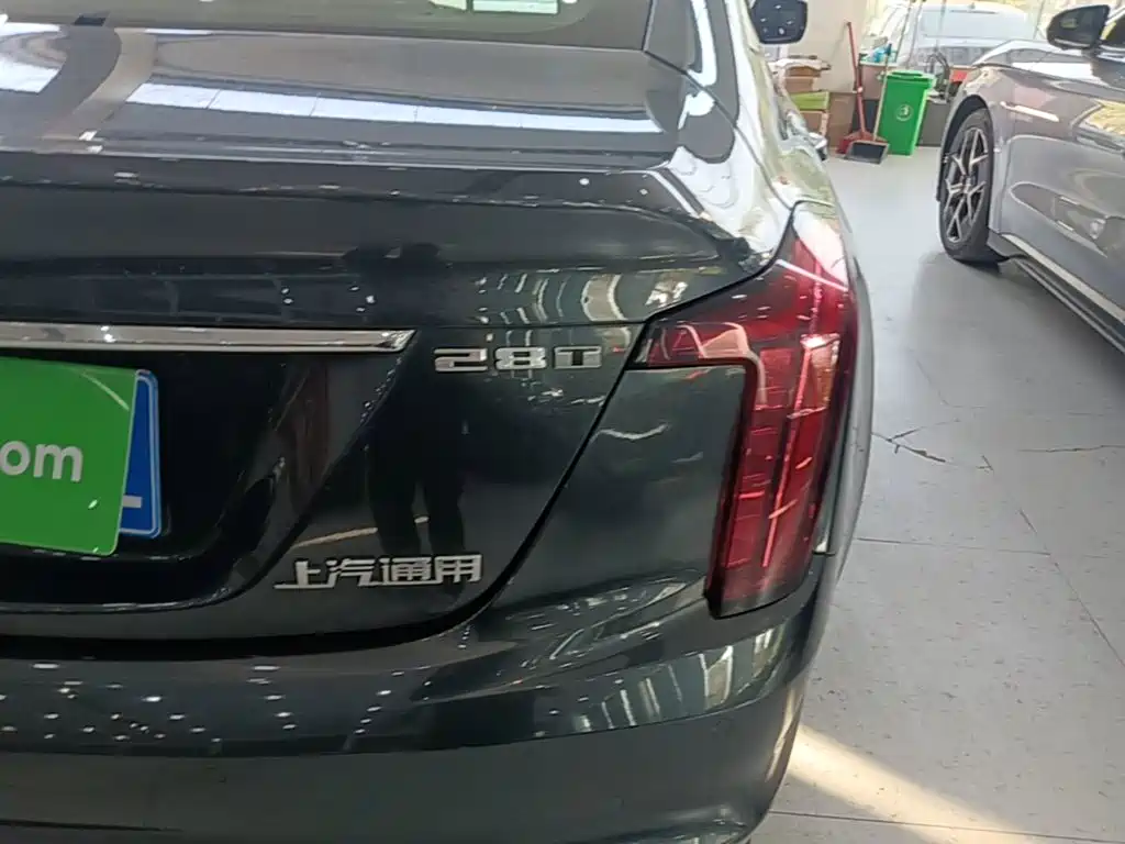Cadillac CT5 — миниатюра 8