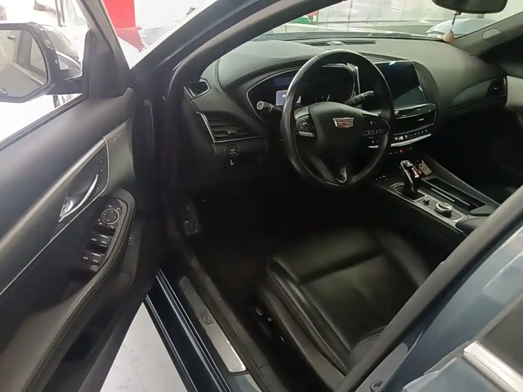 Cadillac CT5 — миниатюра 16