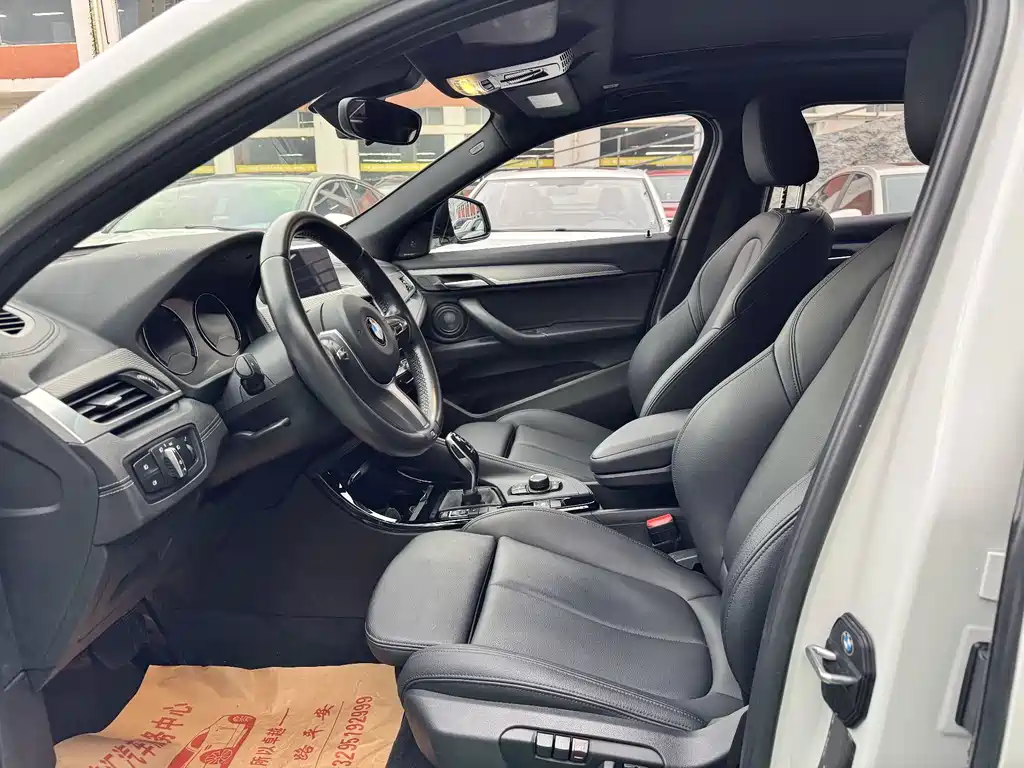 BMW X2 (Import) — миниатюра 8