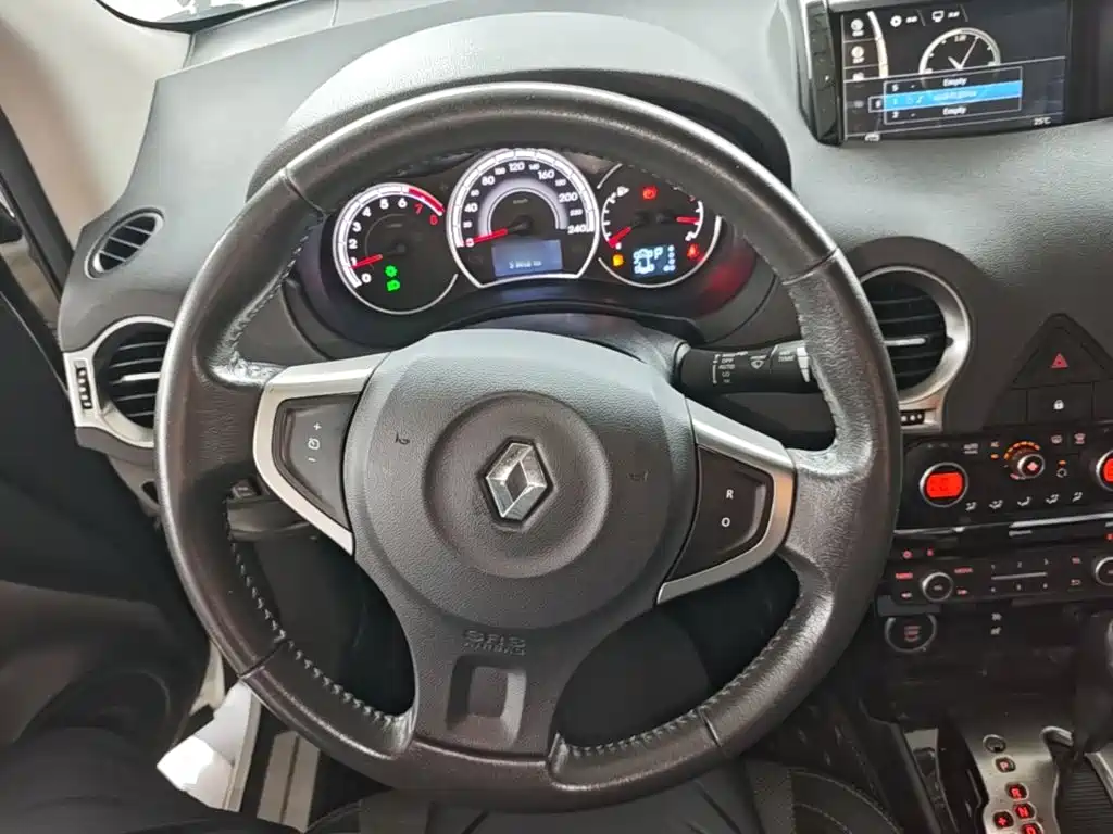 Renault Koleos (Import) — миниатюра 11