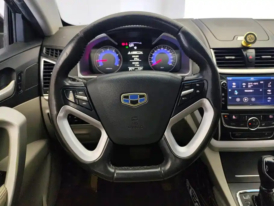 Geely Emgrand — миниатюра 15