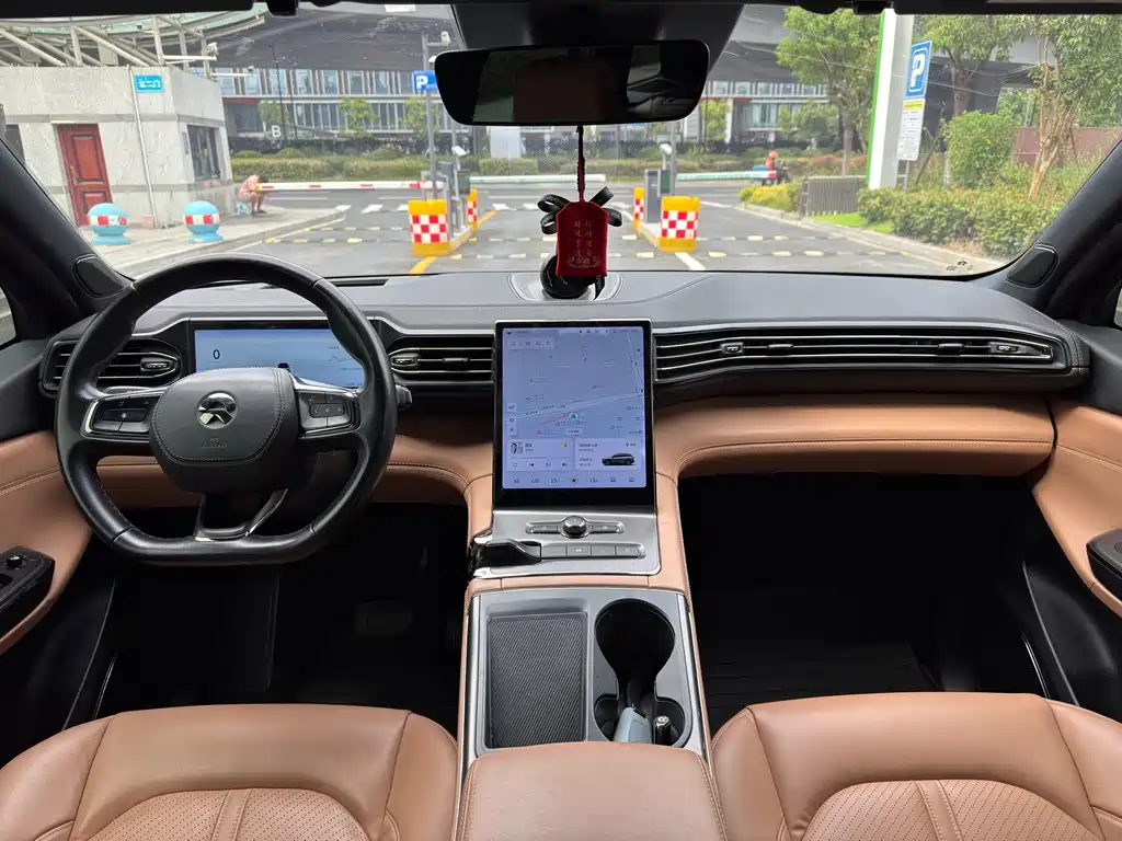 NIO ES6 — миниатюра 12