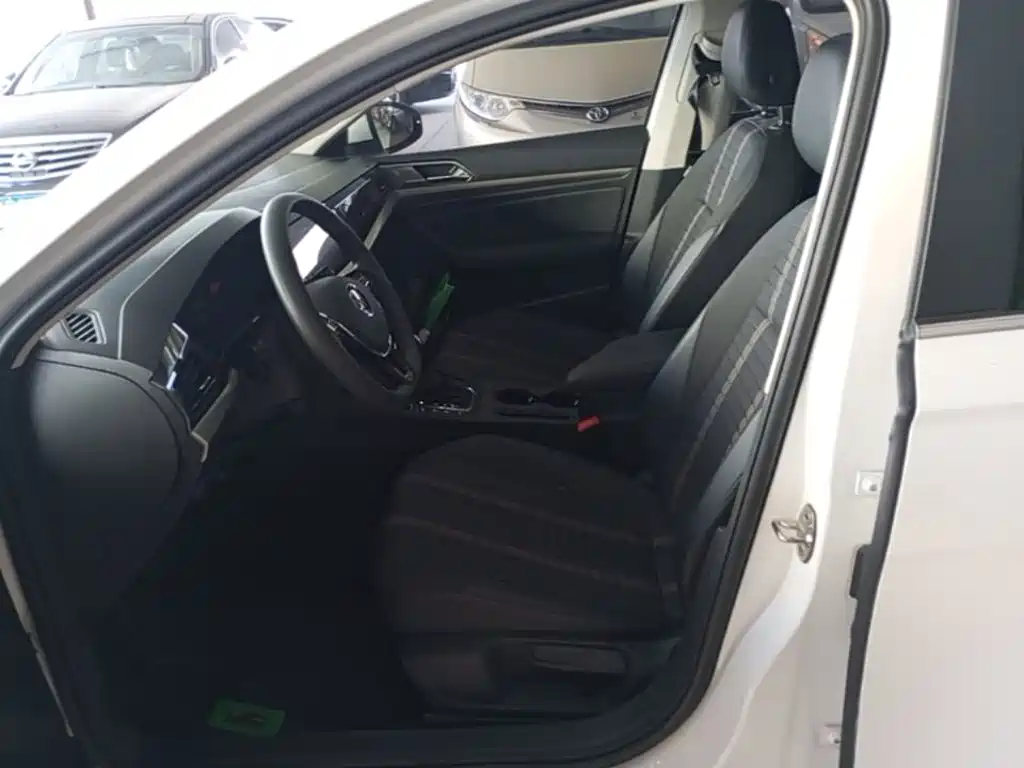 Volkswagen Lavida — миниатюра 15
