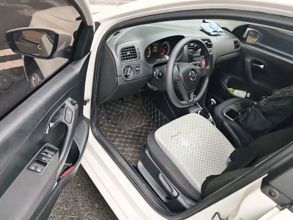 Volkswagen Polo — миниатюра 12
