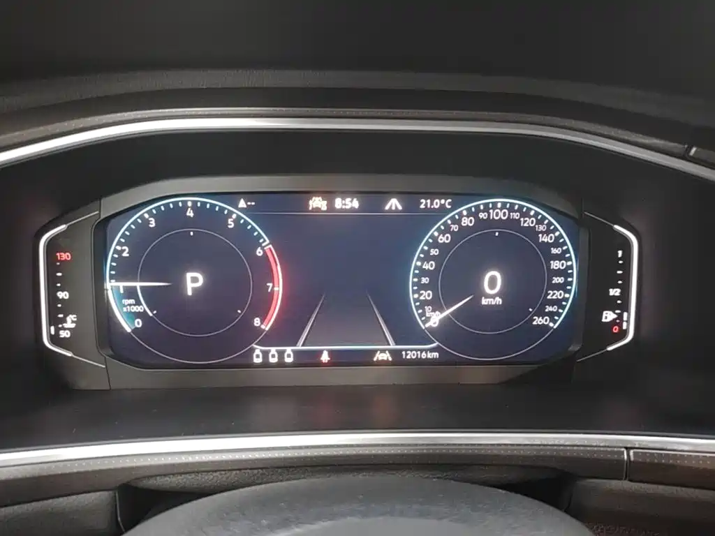 Volkswagen T-Roc — миниатюра 12