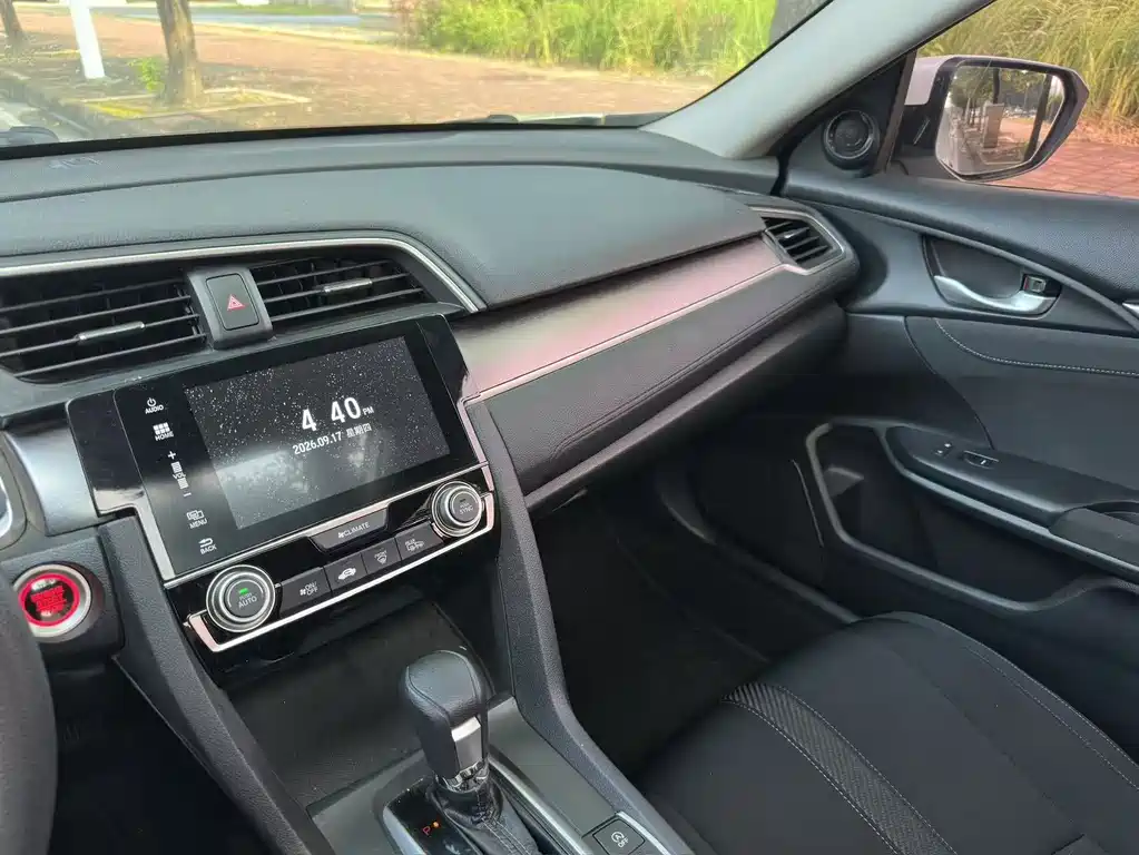 Honda Civic — миниатюра 6
