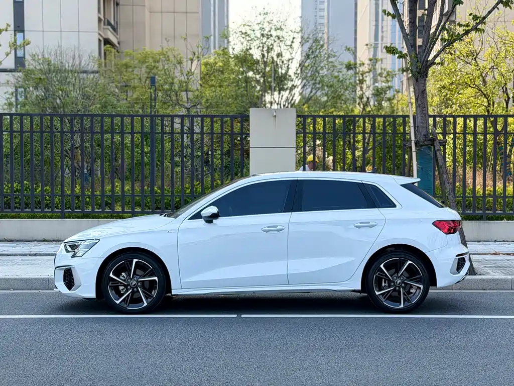 Audi A3 — миниатюра 3
