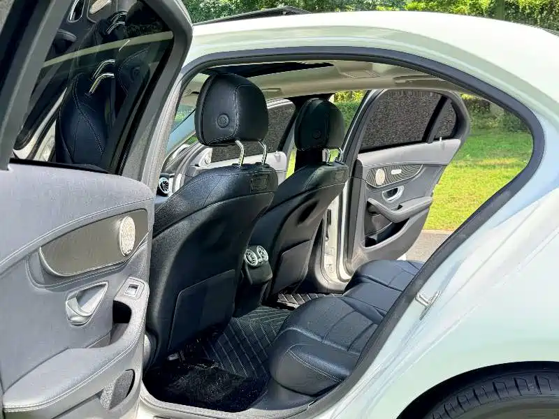 Mercedes-Benz C-Class — миниатюра 5