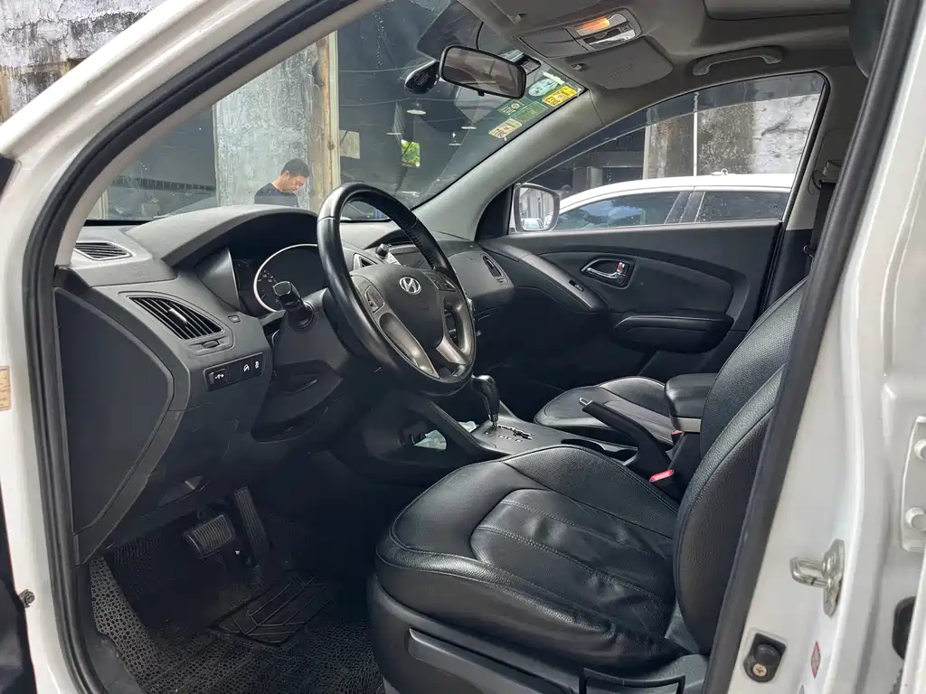 Hyundai ix35 — миниатюра 6
