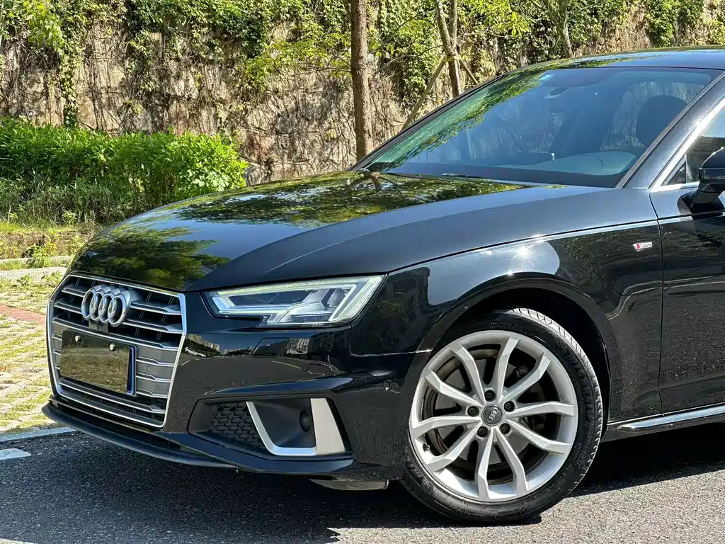Audi A4L — миниатюра 3
