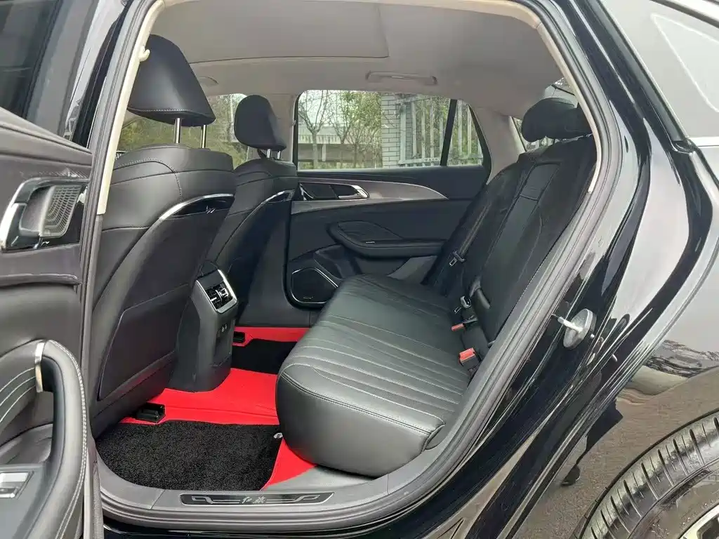 Hongqi Hongqi H5 — миниатюра 5